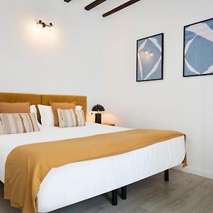 Correduria Suites Apartments